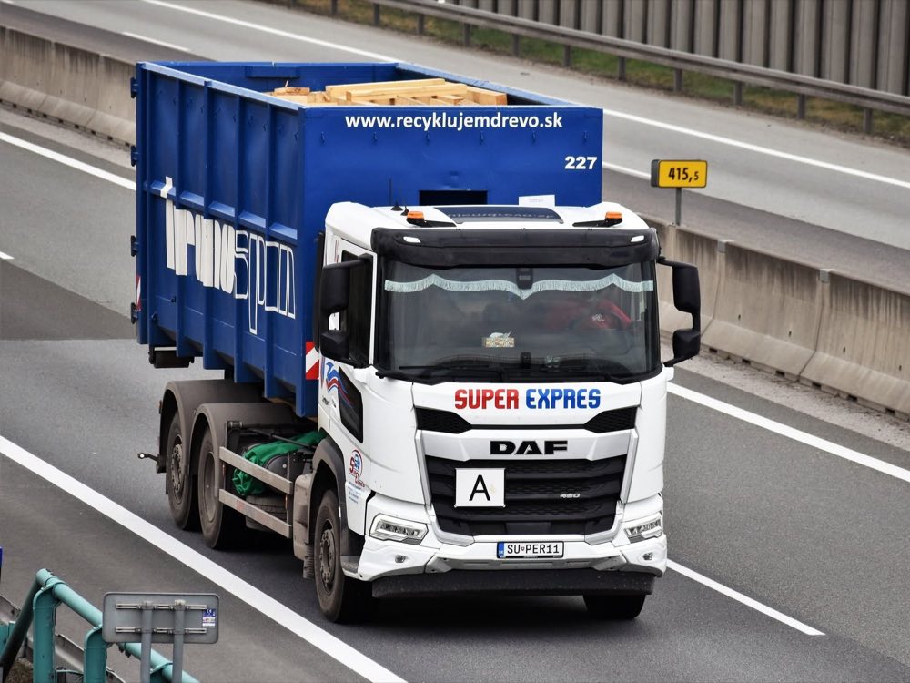 DAF s kontajnerom
